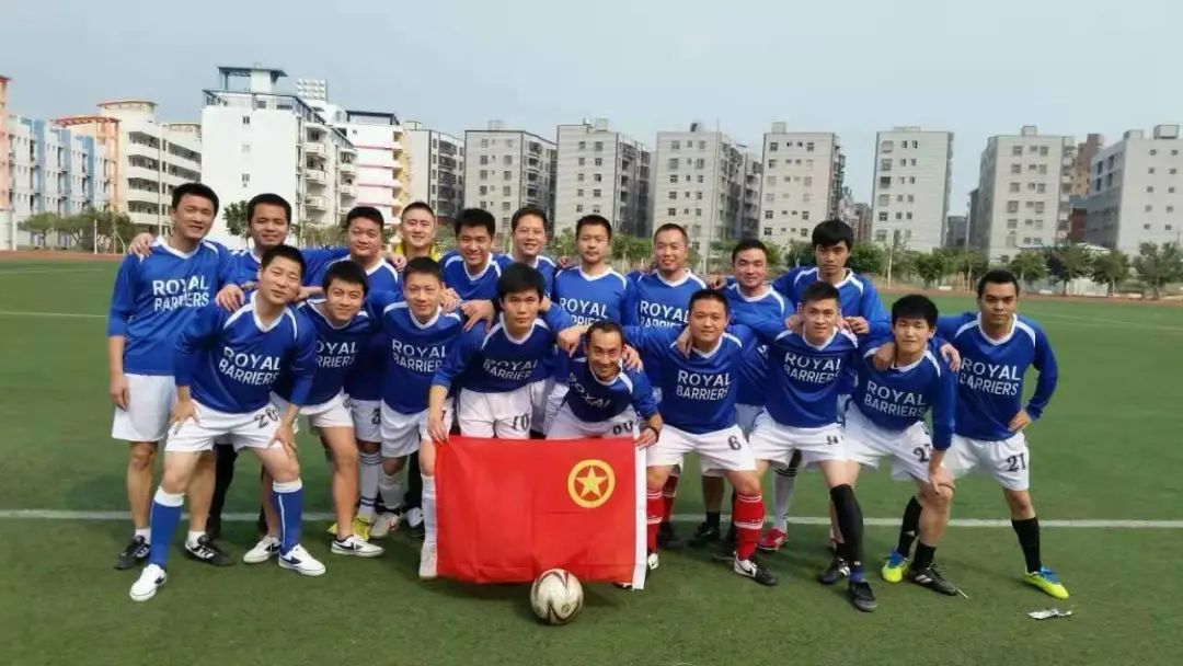 拿冠军的文案足球_足球赛冠军文案_足球冠军朋友圈怎么说