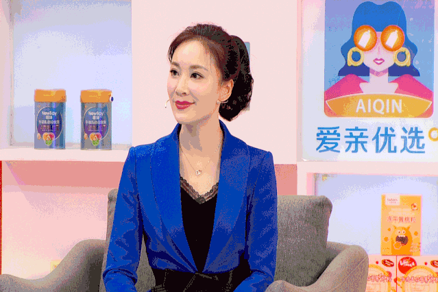 中外足球队长踢球技巧_踢足球外国_中外踢球队长足球技巧是什么