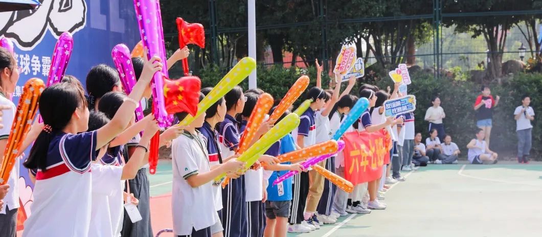 小学生打篮球的技巧视频教学_教小学生打篮球技巧_小学篮球怎么打