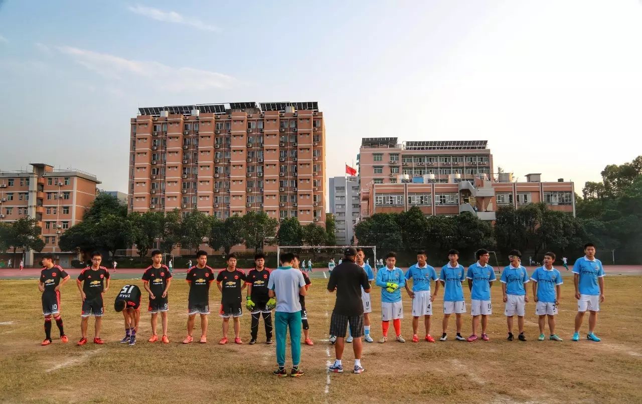足球规则的演变史_足球第一部规则诞生_足球的什么规则诞生了