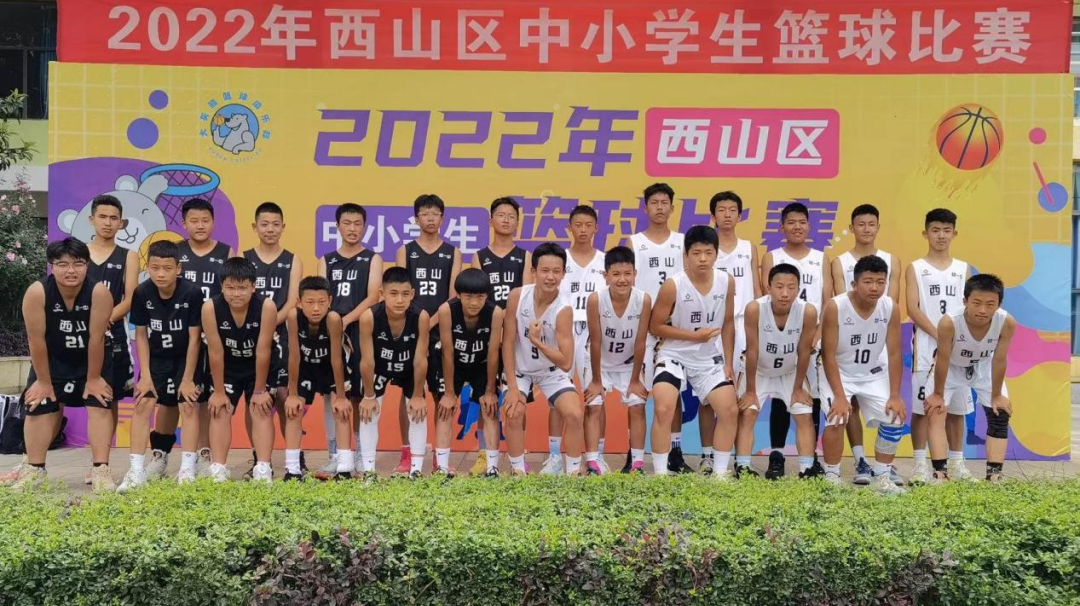 昆明市击剑队_昆明市第三中学的击剑冠军_昆明击剑全国重剑冠军