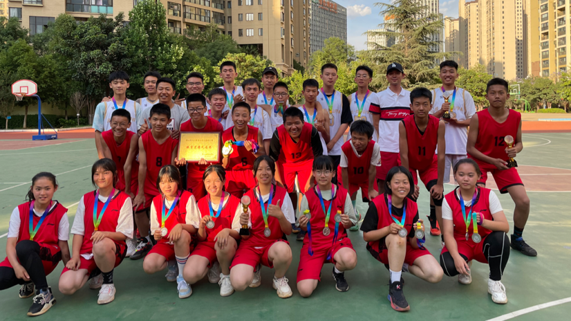 昆明击剑全国重剑冠军_昆明市第三中学的击剑冠军_昆明市击剑队