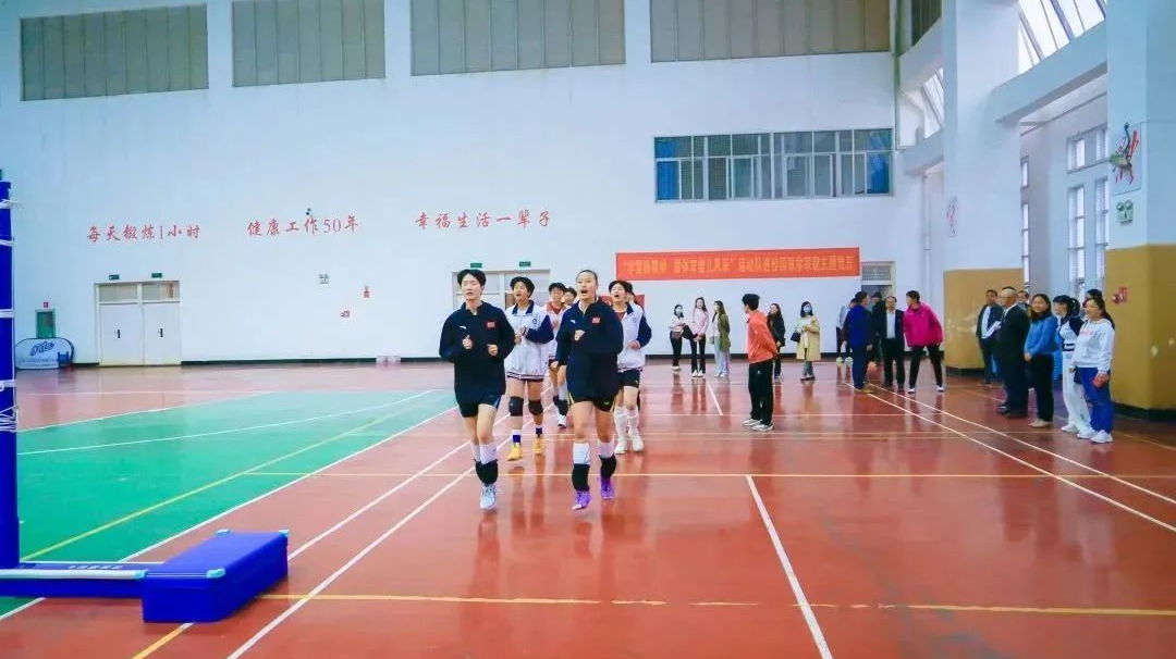昆明市击剑队_昆明击剑全国重剑冠军_昆明市第三中学的击剑冠军
