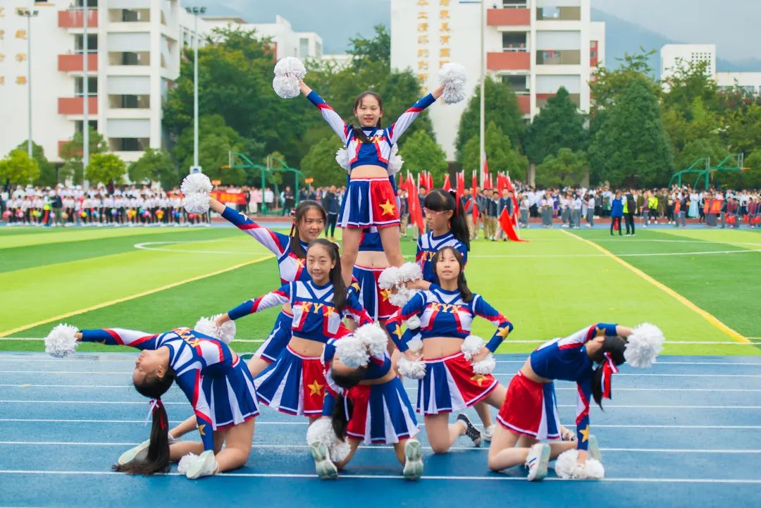 昆明市第三中学的击剑冠军_昆明击剑全国重剑冠军_昆明市击剑队