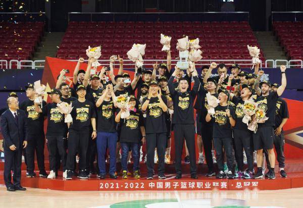 辽宁篮球队得过几次总冠军_辽宁篮球几次冠军_辽宁篮球队几次冠军