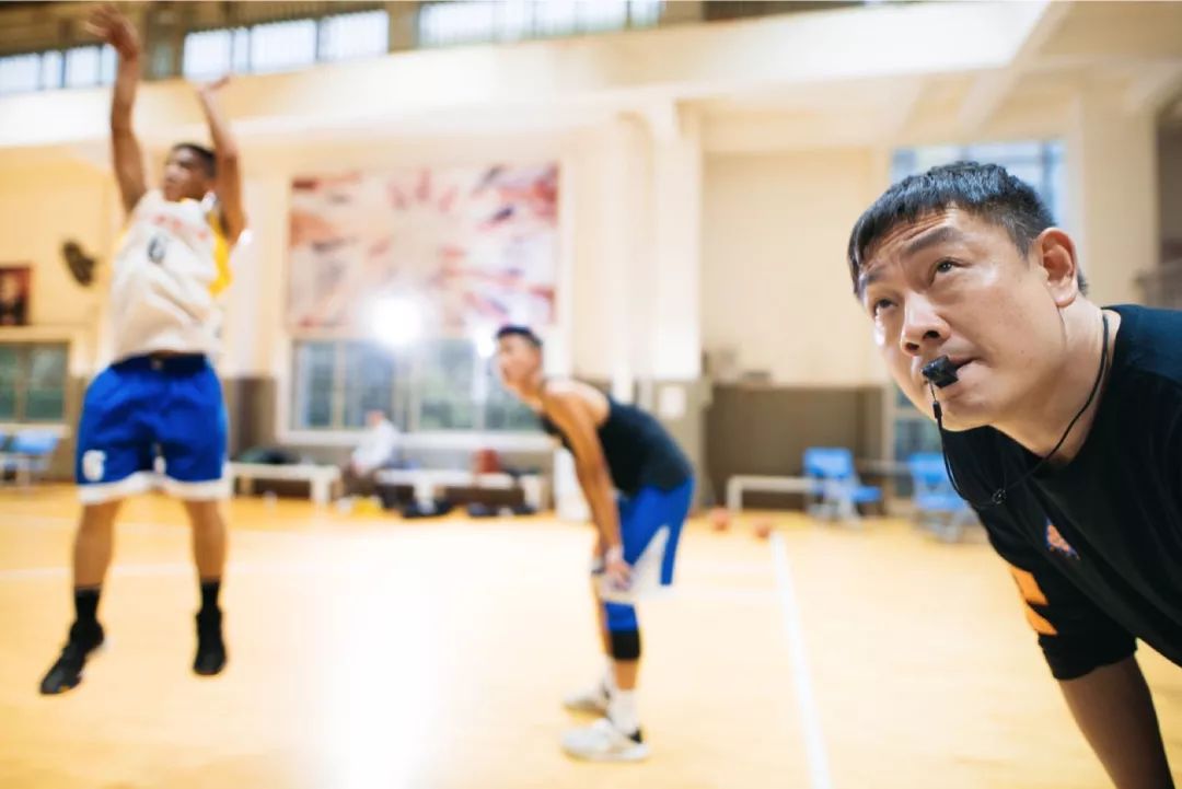 东莞高中篮球冠军是谁_篮球高中东莞冠军是谁啊_东莞高中篮球联赛