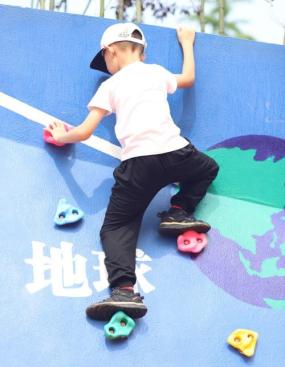 孩子在家的日常生活_两娃家庭的日常_宝宝家庭生活记录