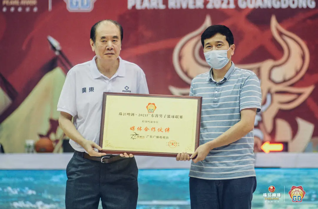 篮球高中东莞冠军是谁啊_东莞高中篮球联赛_东莞高中篮球冠军是谁