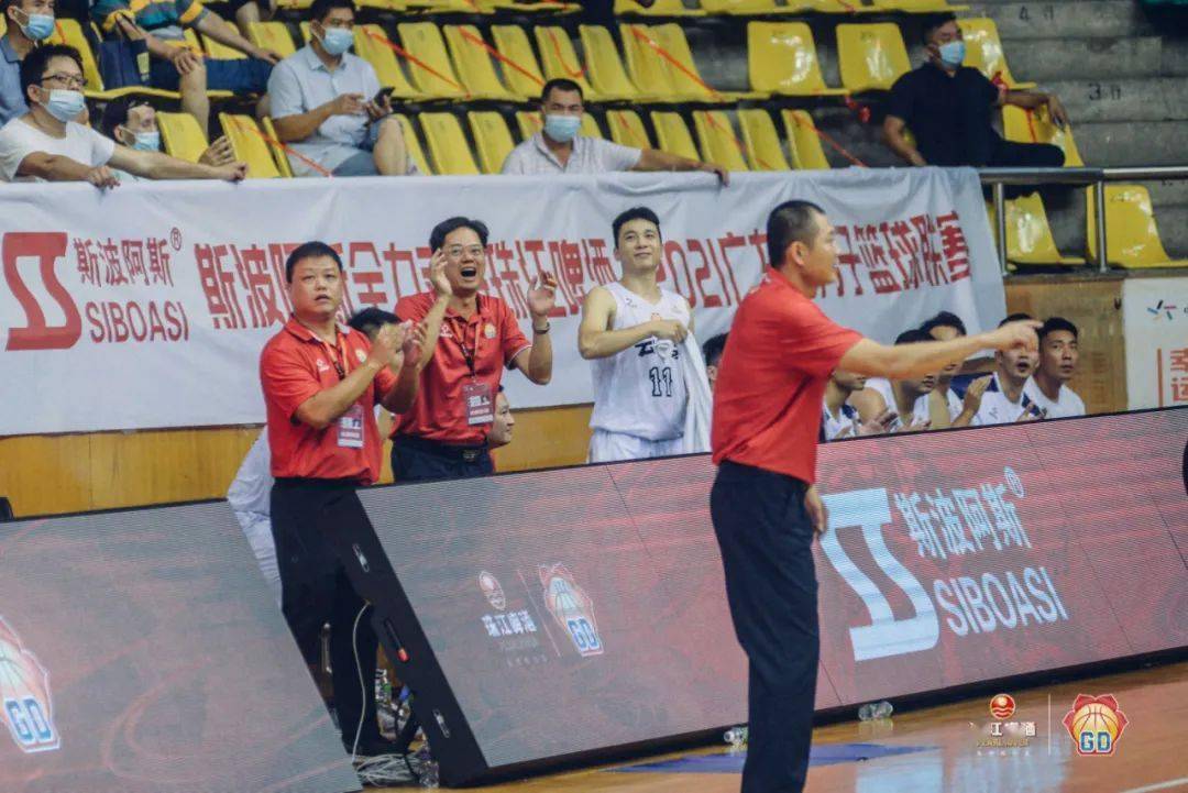 篮球高中东莞冠军是谁啊_东莞高中篮球冠军是谁_东莞高中篮球联赛