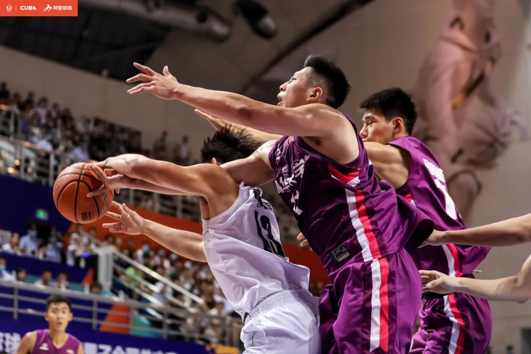 广东男篮留下夺冠功臣_广东省男子篮球联赛冠军_广东中运会男子篮球冠军