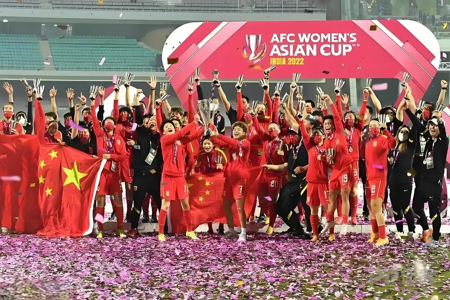 女足历年排名_足球女足排名历史中国第几_中国足球女足历史排名