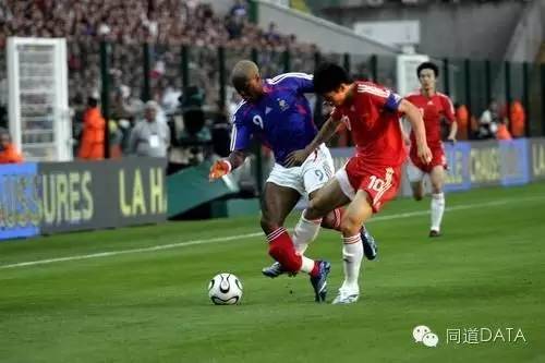 郑智16年足球历史_足球运动员郑智年薪多少_足球队员郑智年龄