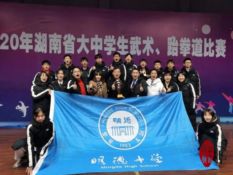 大学生篮球赛历届冠军_宣恩大学生篮球赛冠军是谁_中国大学生篮球冠军