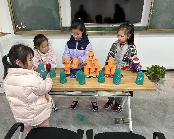 叠杯运动训练_叠杯运动_叠杯运动有什么用