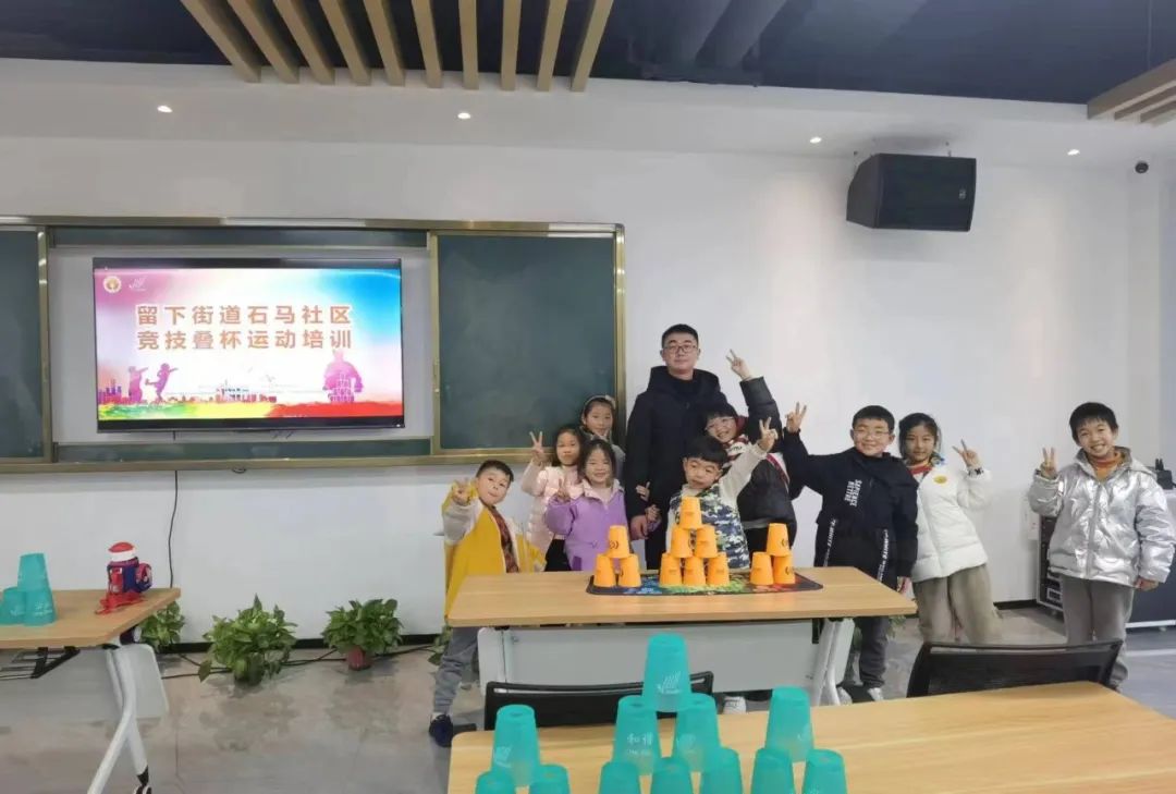 叠杯运动_叠杯运动有什么用_叠杯运动训练