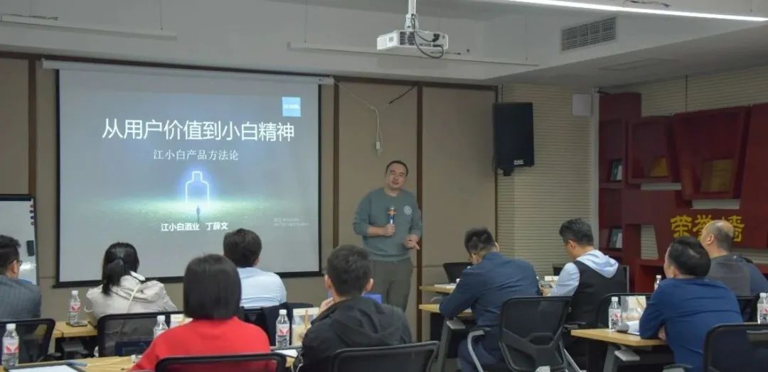 篮球如何无球选位打球技巧_篮球位置需要条件_篮球怎么选适合自己的位置