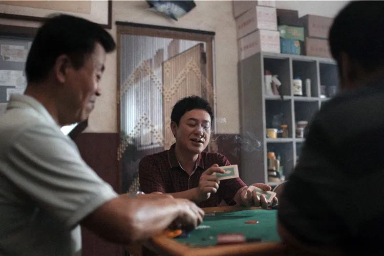 篮球怎么夸_夸篮球女孩子的话_抓篮球技巧女生怎么夸她