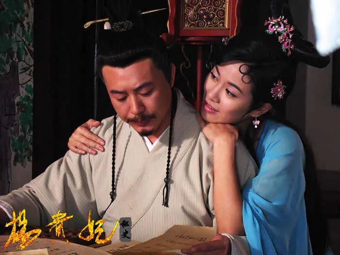 夸篮球女孩子的话_抓篮球技巧女生怎么夸她_篮球怎么夸