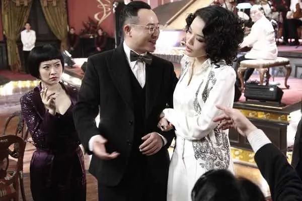 夸篮球女孩子的话_篮球怎么夸_抓篮球技巧女生怎么夸她