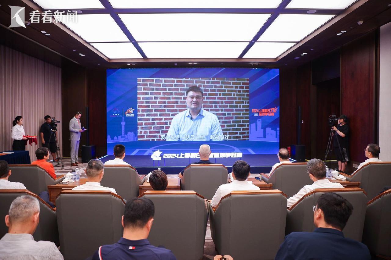 明日篮球名单冠军是哪个队_明日篮球名单冠军是什么_明日之星篮球冠军名单是谁