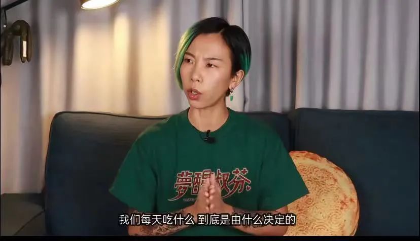 健身明星转博主多少钱_明星转健身博主_健身博主shine